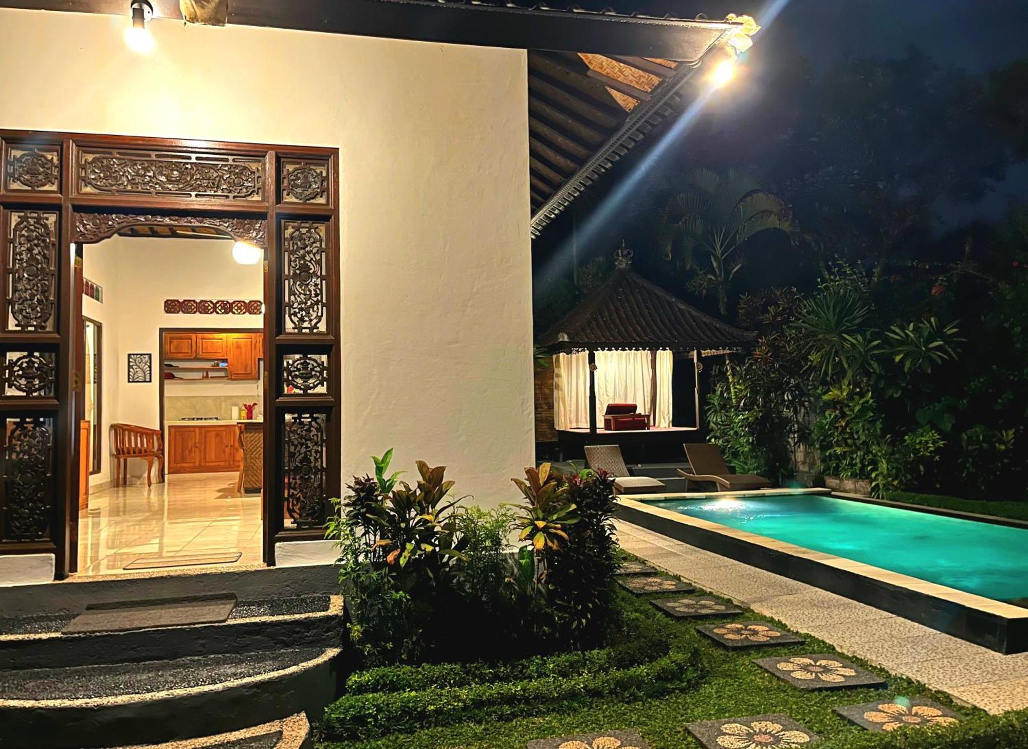 Sari Kembang Villa Ubud 1 Kültér fotó