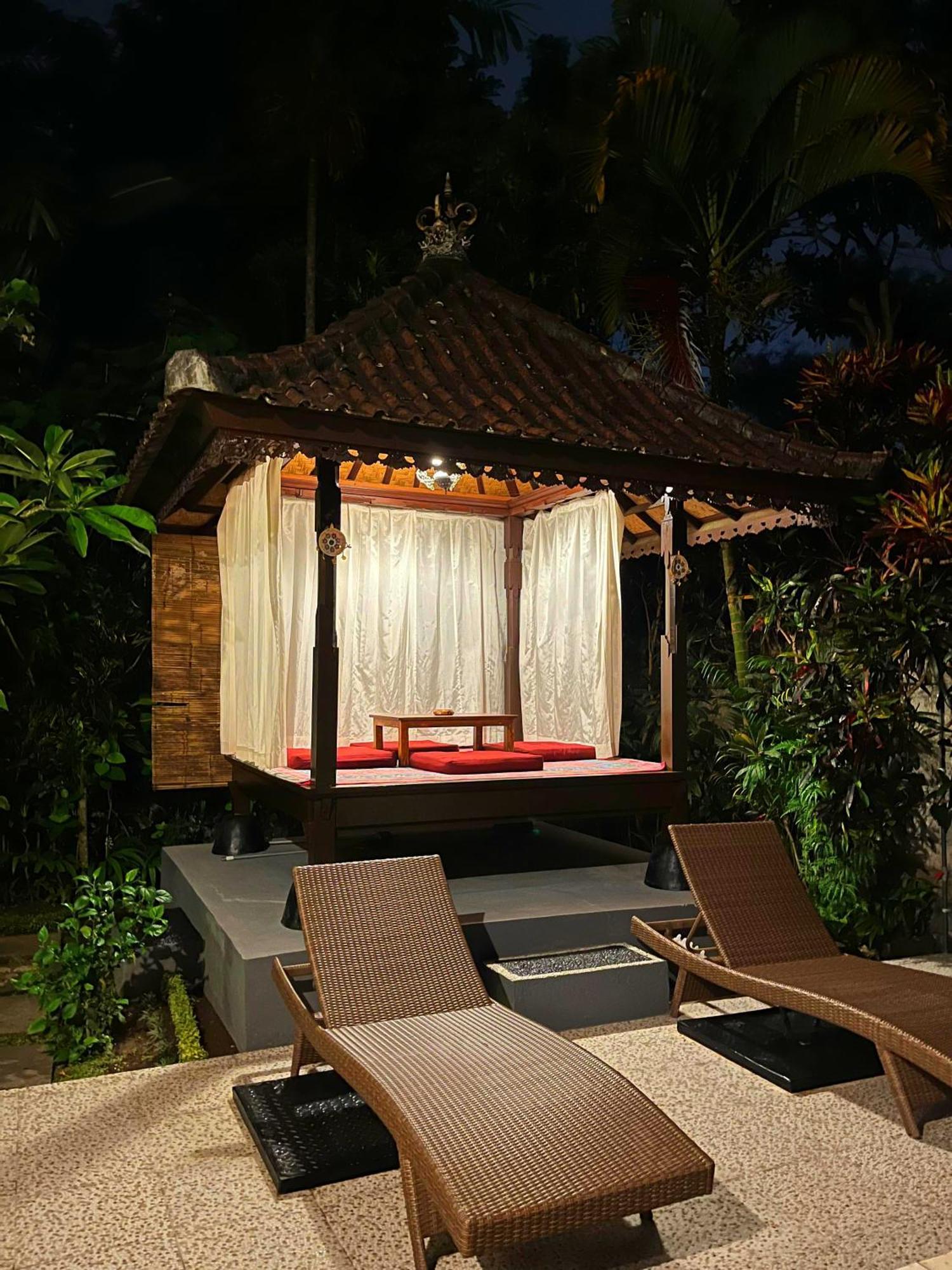 Sari Kembang Villa Ubud 1 Kültér fotó